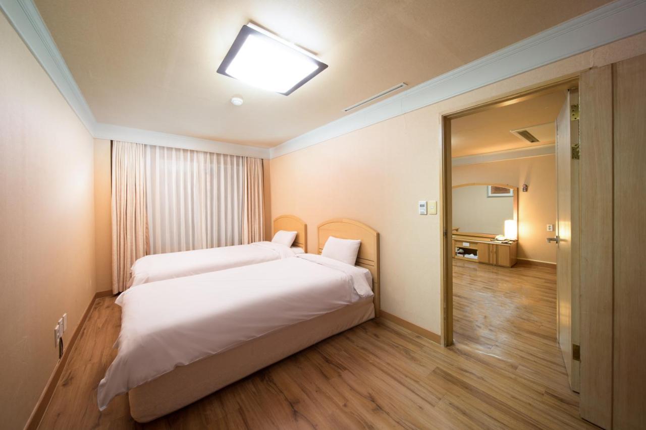 Jeju Hawaii Hotel Zewnętrze zdjęcie